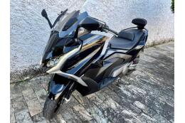 Kymco AK 550