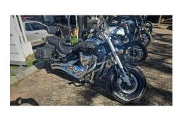 Suzuki BOULEVARD M 800