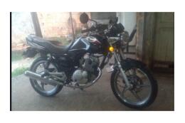 Suzuki EN125 YES